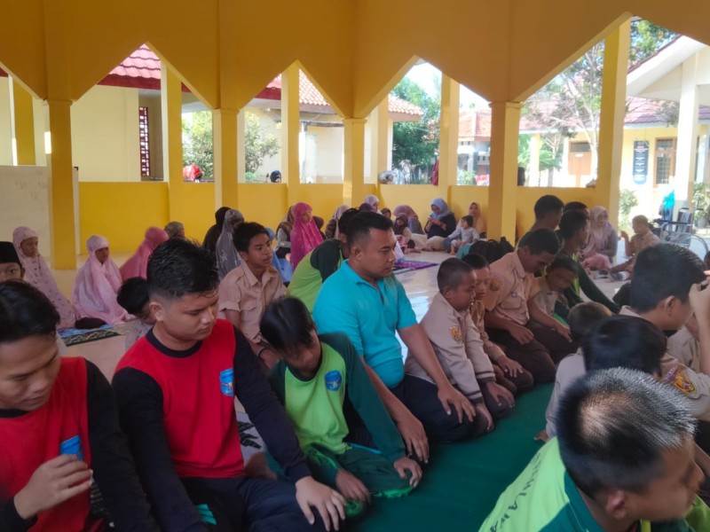 Kegiatan Pembiasaan Jumat Berkah